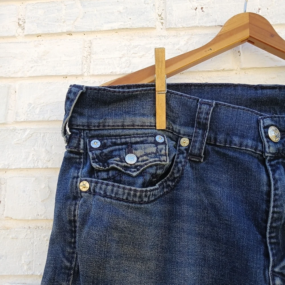 True Religion Geno Relaxed Slim Jeans Size 38